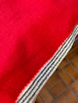 Metervare Rødtrøyematriale med stripet jarekant, (11)(L)