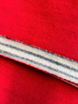 Metervare Rødtrøyematriale med stripet jarekant, (4)